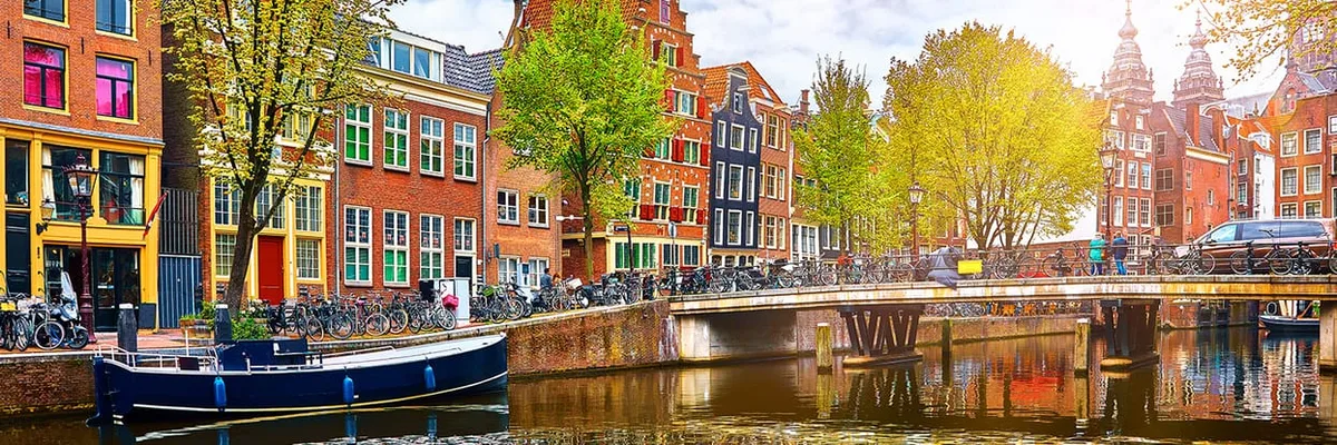 Book Air Canada flights to Netherlands | Air Canada